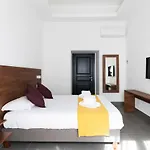 Acate81 Lifestyle Apartment